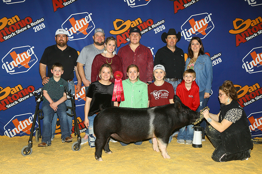 4TH PLACE LIGHTWEIGHT CROSSBRED – 2020 San Antonio Stock Show & Rodeo