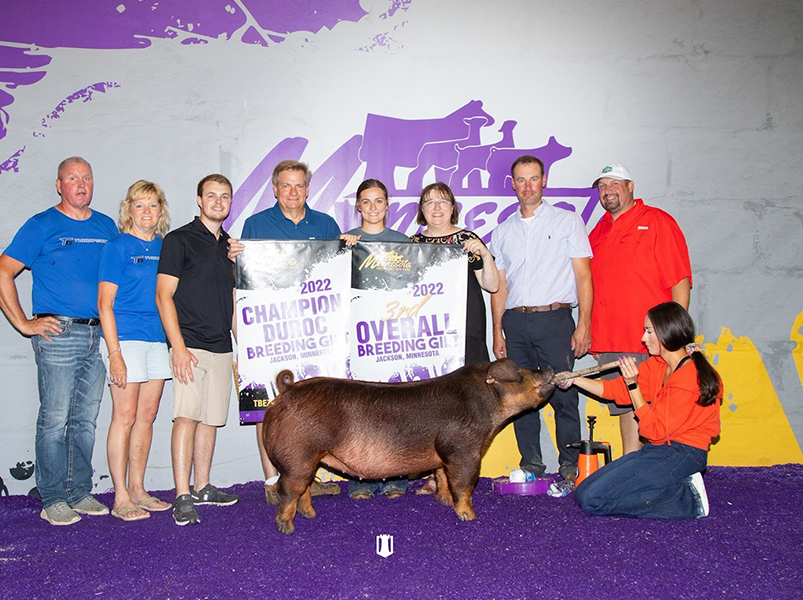 3RD OVERALL BREEDING GILT, CHAMPION DUROC GILT – 2022 Youth Livestock Expo, MN