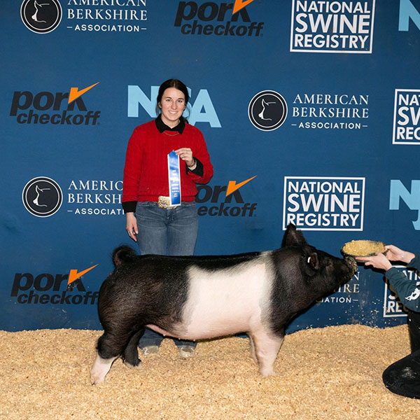 CLASS WINNER – 2023 NJSA Southeast Regional Purebred Gilts