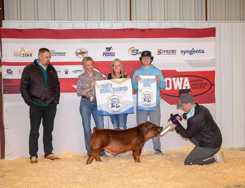 3rd OVERALL BARROW x2,  4th OVERALL BARROW x1,  CHAMPION DUROC BARROW x3,  2025 Rumble on the River, IA