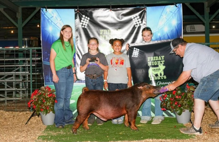 RESERVE OVERALL MARKET HOG & CHAMPION DUROC, 2025 EKSSS, KS